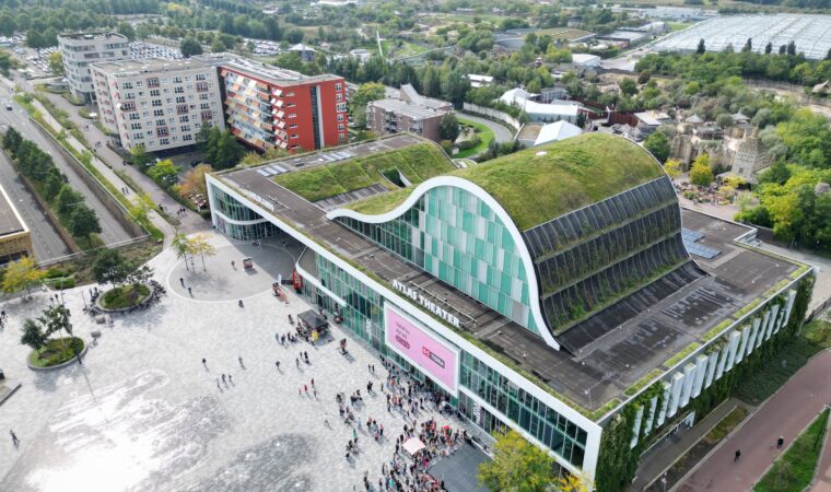 Grote Zaal ATLAS Theater hele maand september dicht na flinke waterschade